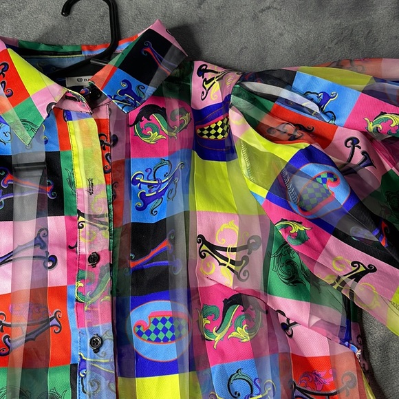 Ladies top! - Picture 7 of 11